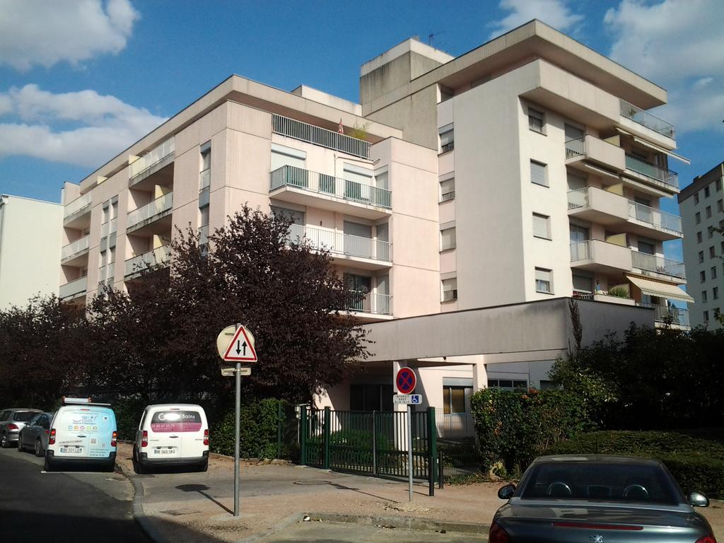 Les Burgondes Apartment